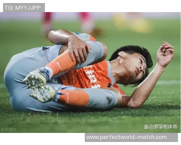 中超大战阿森纳与热刺激战成平局转会传闻引发球迷热议