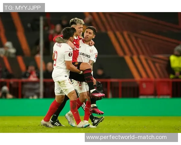 欧联杯激战巴萨与曼联互交白卷帽子戏法瞬间点燃全场激情解析