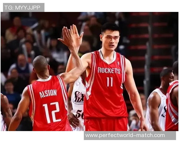 姚明与詹姆斯畅谈篮球人生，共同品味美酒的精彩时刻