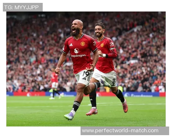 曼联逆转巴萨4-3晋级世界杯补时绝杀引发转会风波