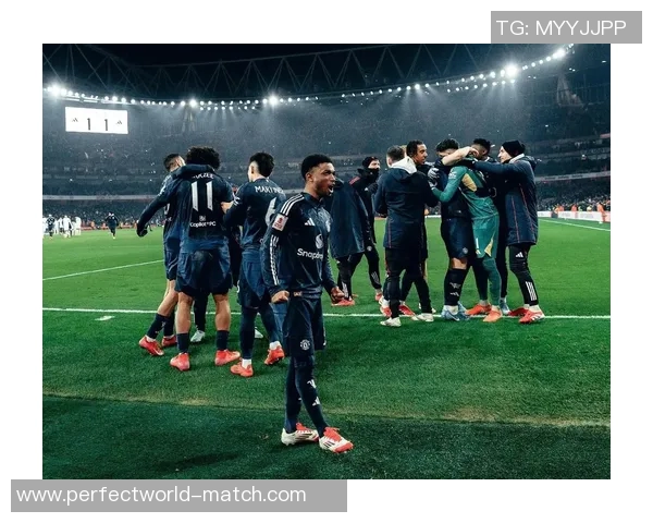 足总杯经典对决皇马逆转曼联神扑成焦点引发全场沸腾