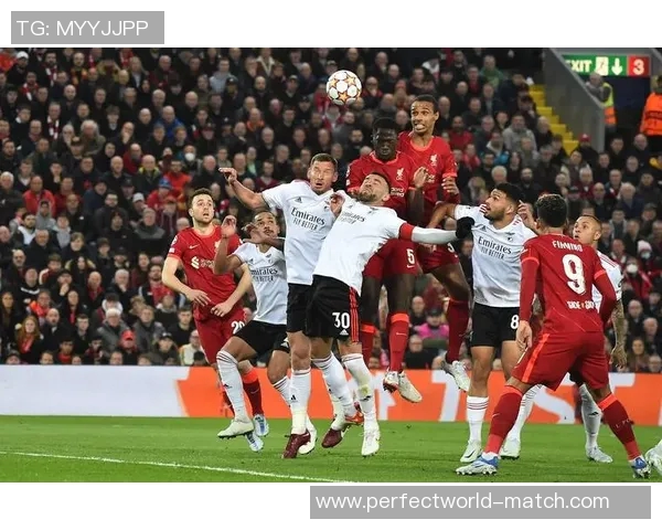 英超焦点战利物浦与国米互交白卷红牌争议引发全场热议