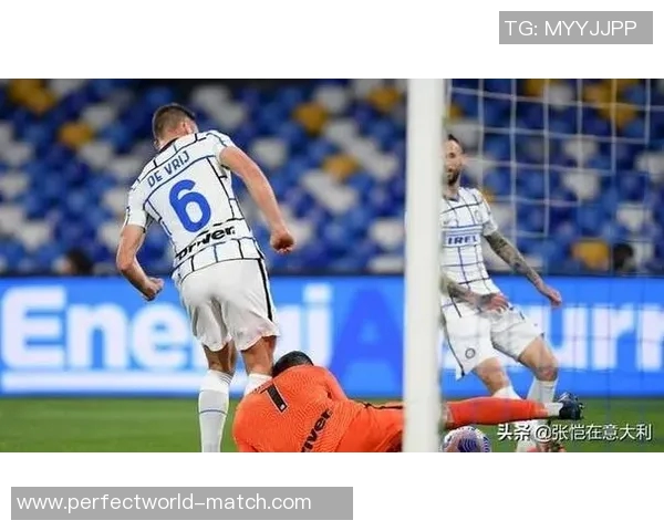 中超精彩对决曼联与国米战成平局乌龙球成比赛转折点分析